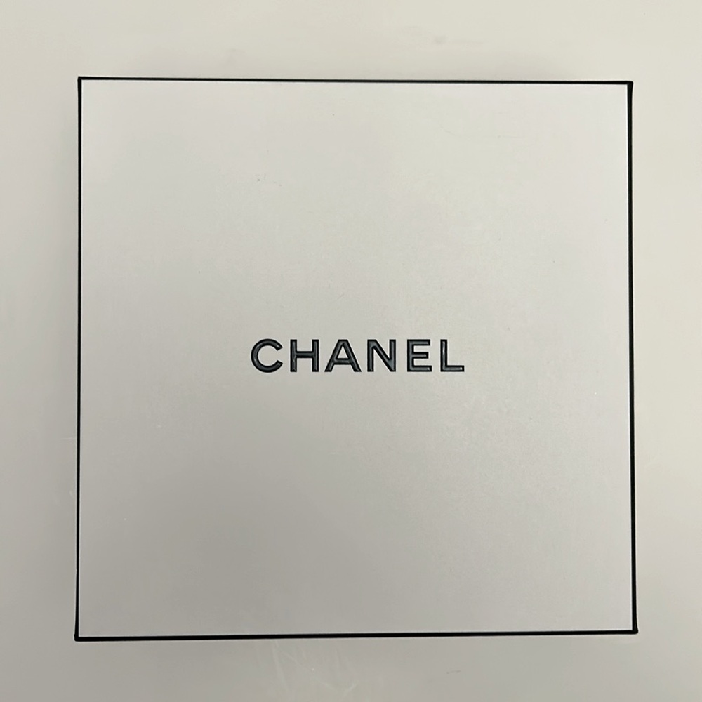 Chanel Box